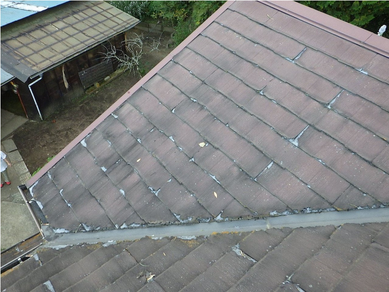 印西市の屋根カバー工法の施工前の様子